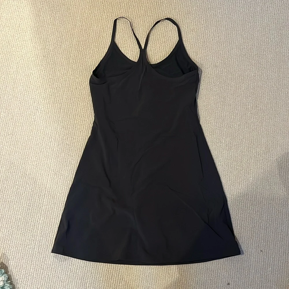 Outdoor voices tennis dress - Picture 3 of 3